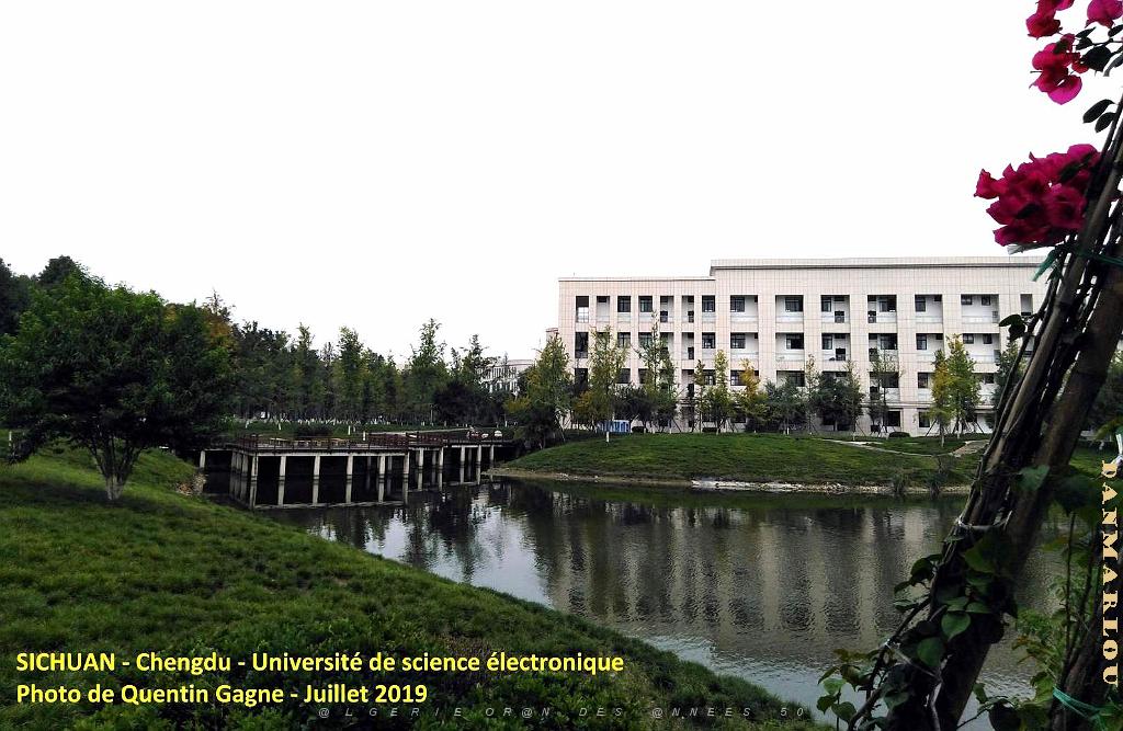 Chengdu- Universite Science electronique 084.jpg
